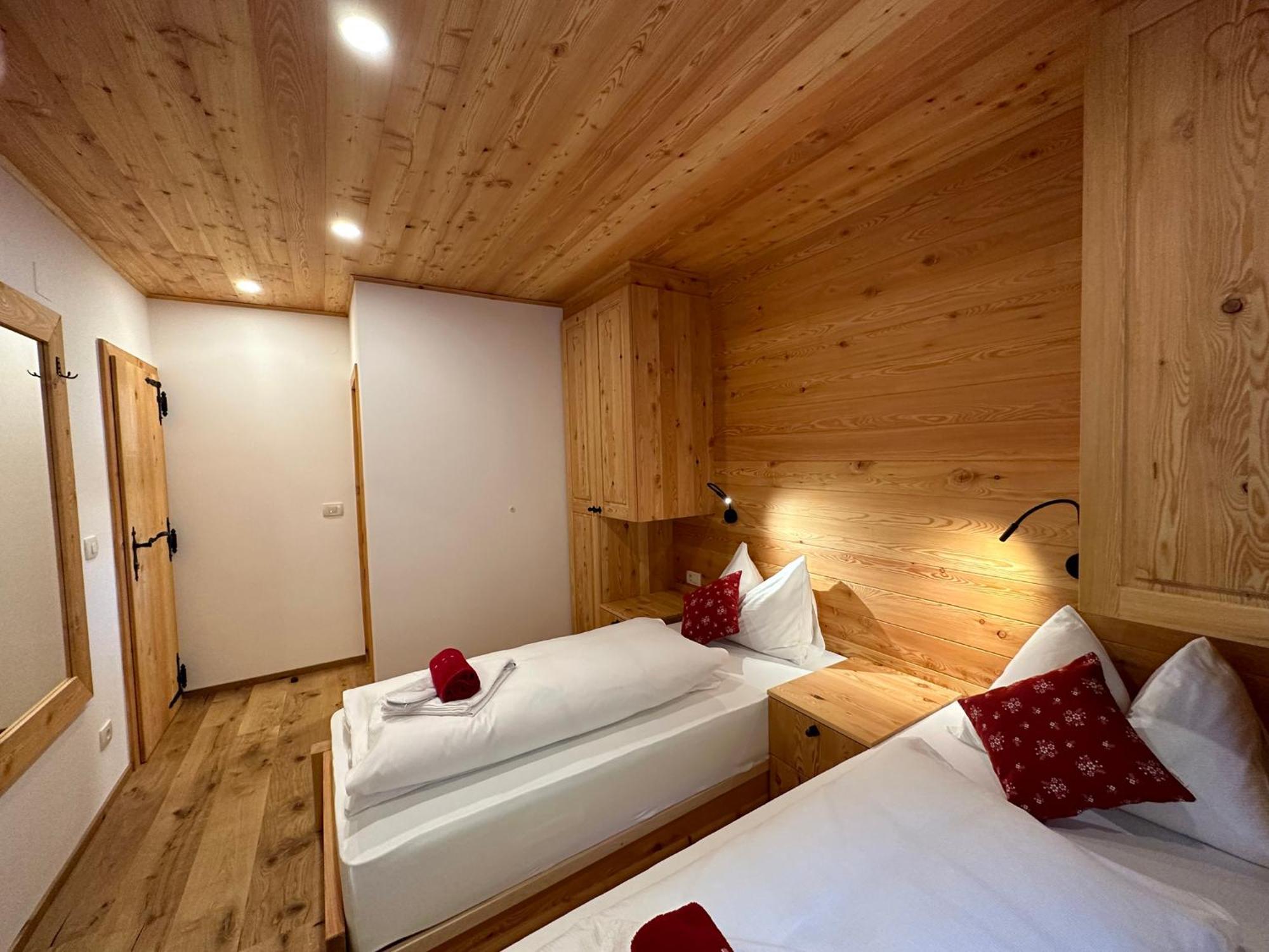 Hotel Surc Kranjska Gora Exterior photo
