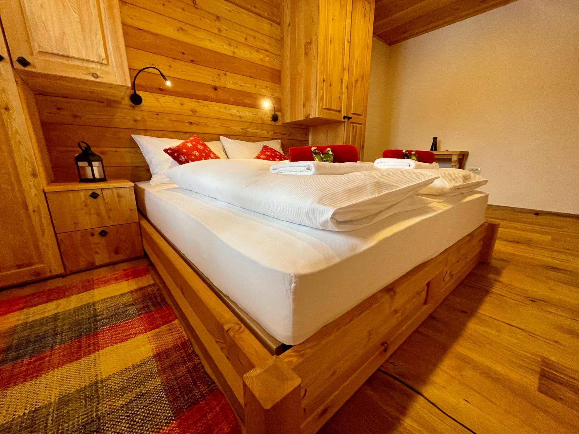 Hotel Surc Kranjska Gora Exterior photo